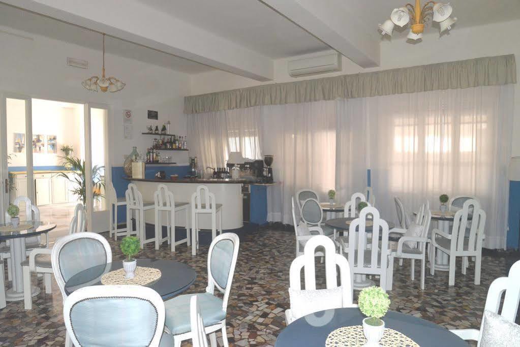Hotel Nettuno Marina di Pietrasanta Exterior foto